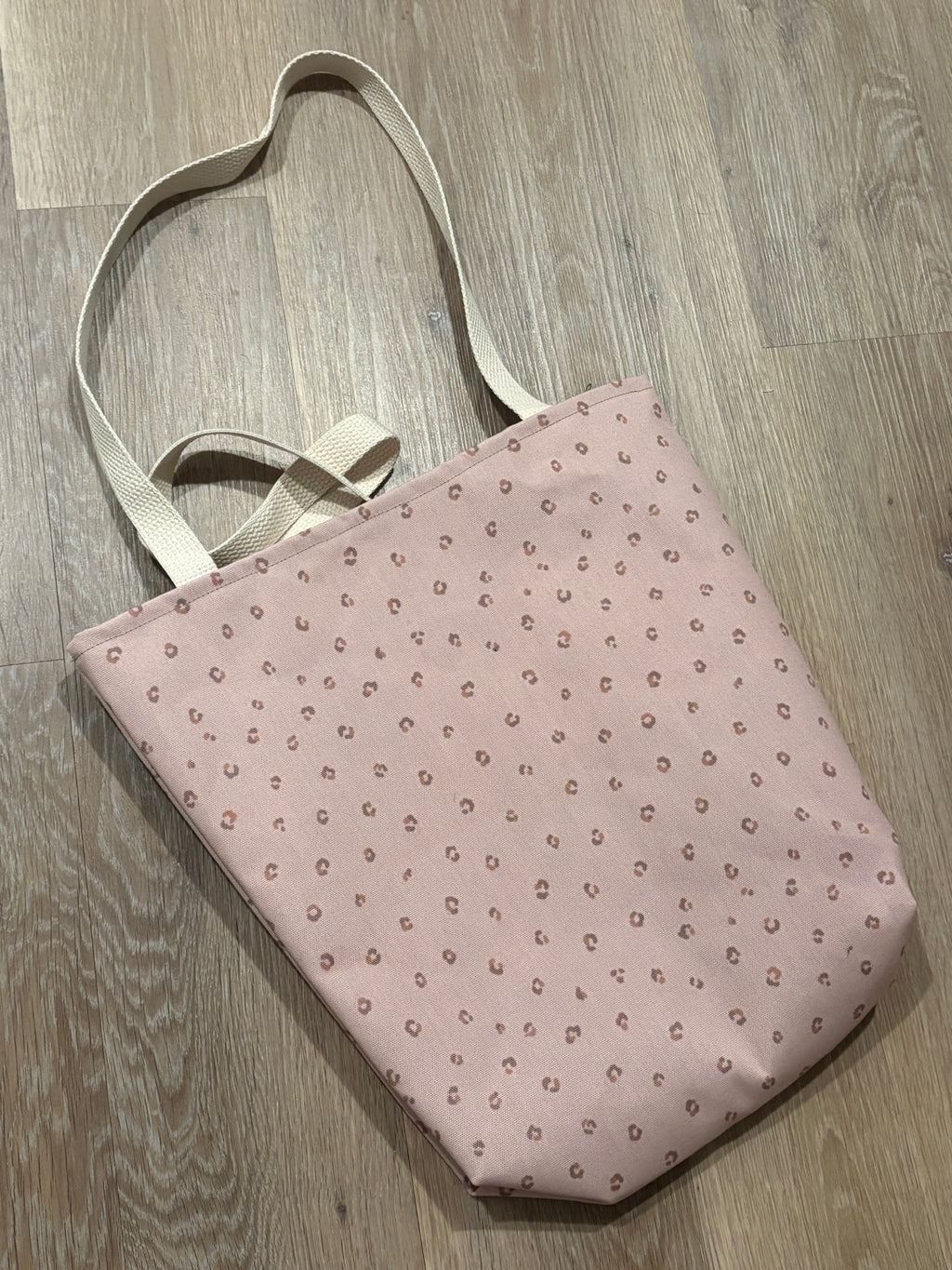 Ditsy Spot Tote Bag — Minimal Blush