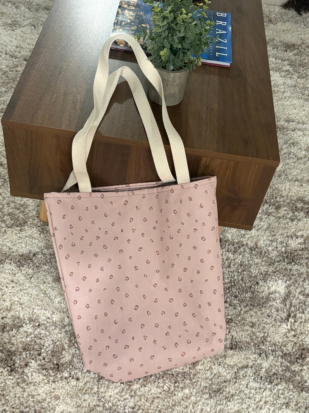 Ditsy Spot Tote Bag — Minimal Blush