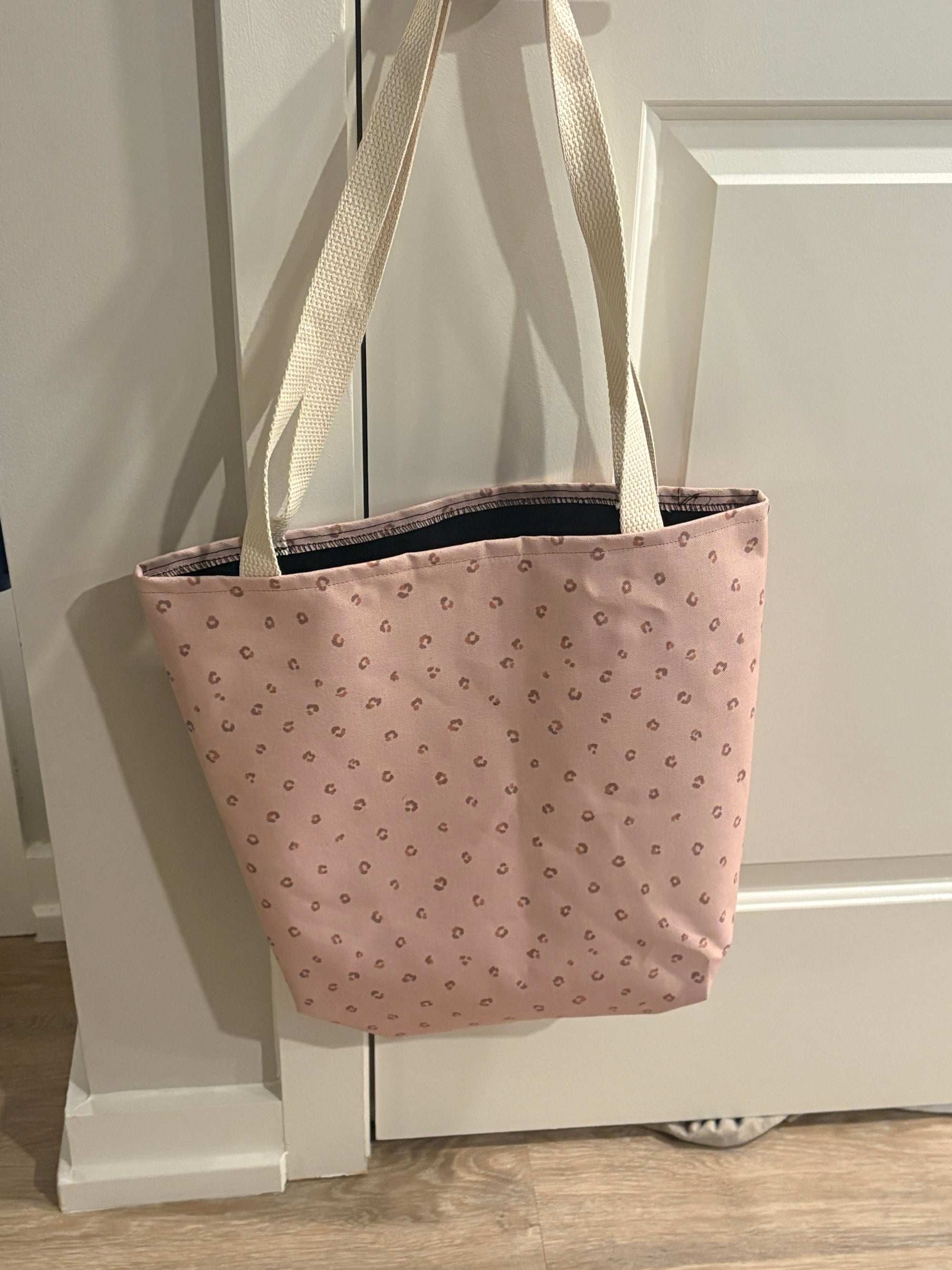 Ditsy Spot Tote Bag — Minimal Blush